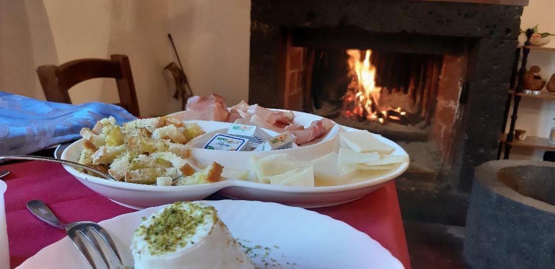 Agriturismo Sole Di Sicilia Randazzo Zewnętrze zdjęcie